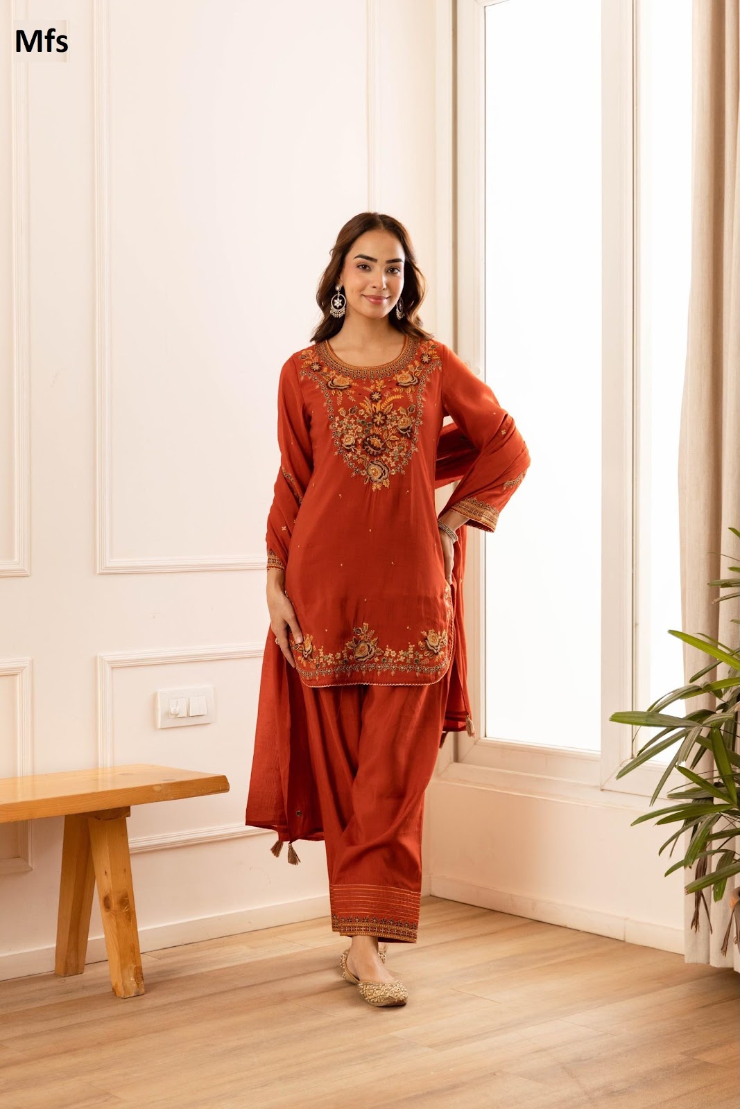 Chanderi 211026 Mfs Mul Readymade Suits Exporter India