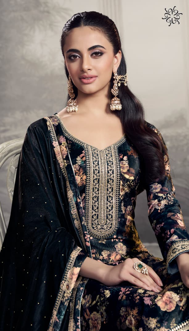 Charvi Kuleesh Vinay Fashion Llp Velvet Suits Manufacturer India