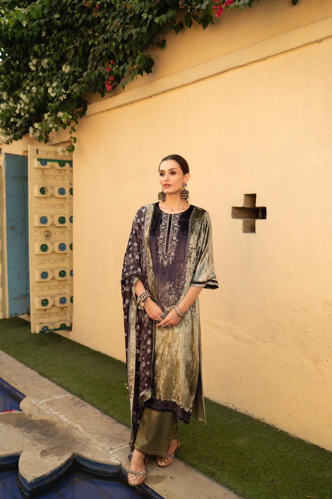 Chintz Naariti Velvet Suits Supplier Ahmedabad