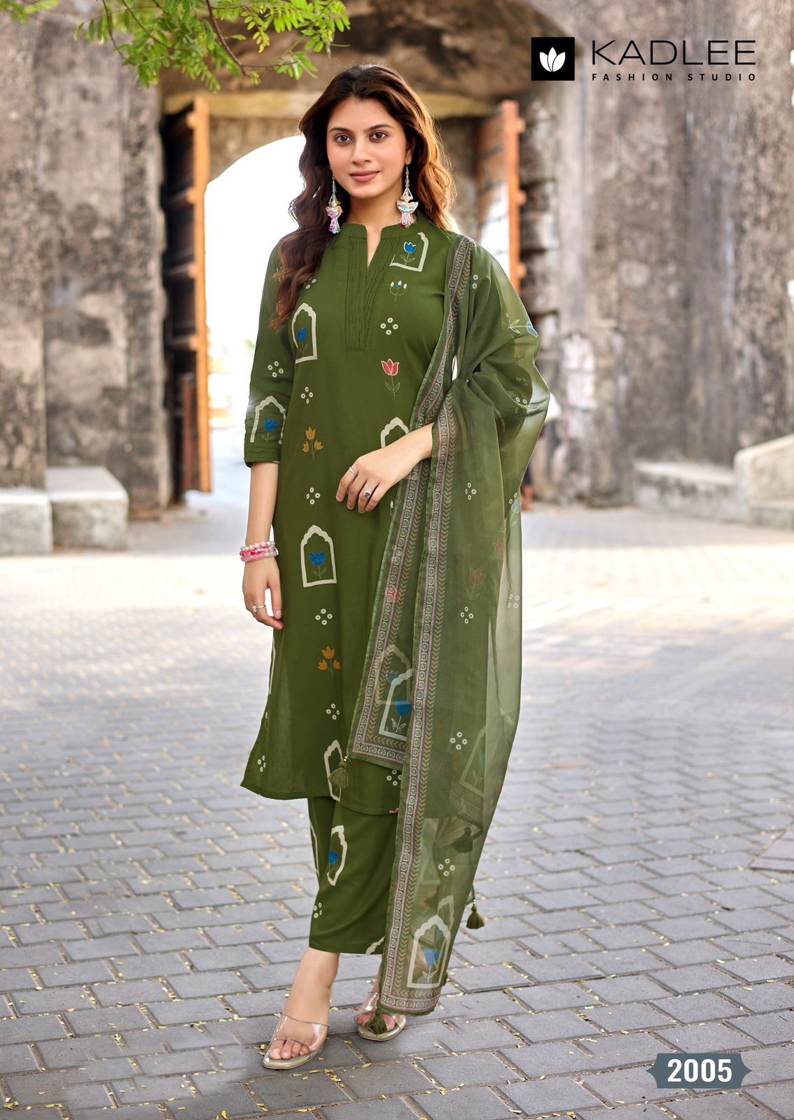 Classy Look Kadlee Rayon Readymade Plazzo Style Suits Wholesale Rate