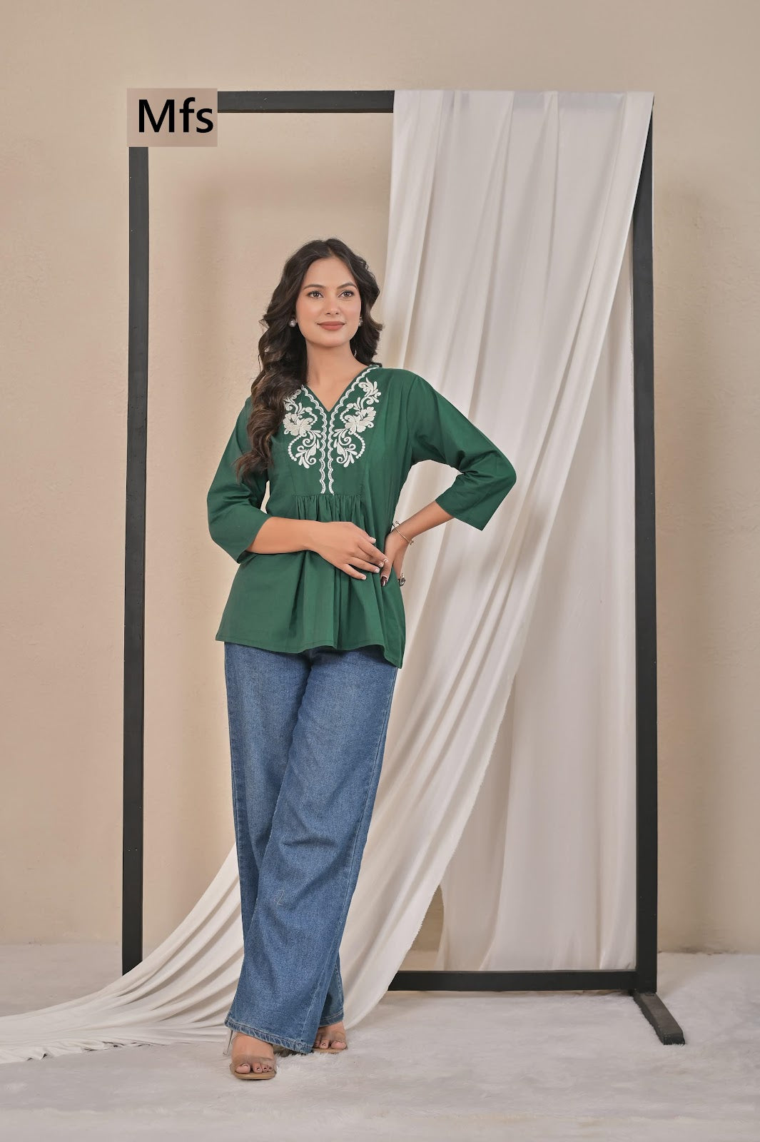 Cotton 2305 Mfs Stylish Short Tops Manufacturer India