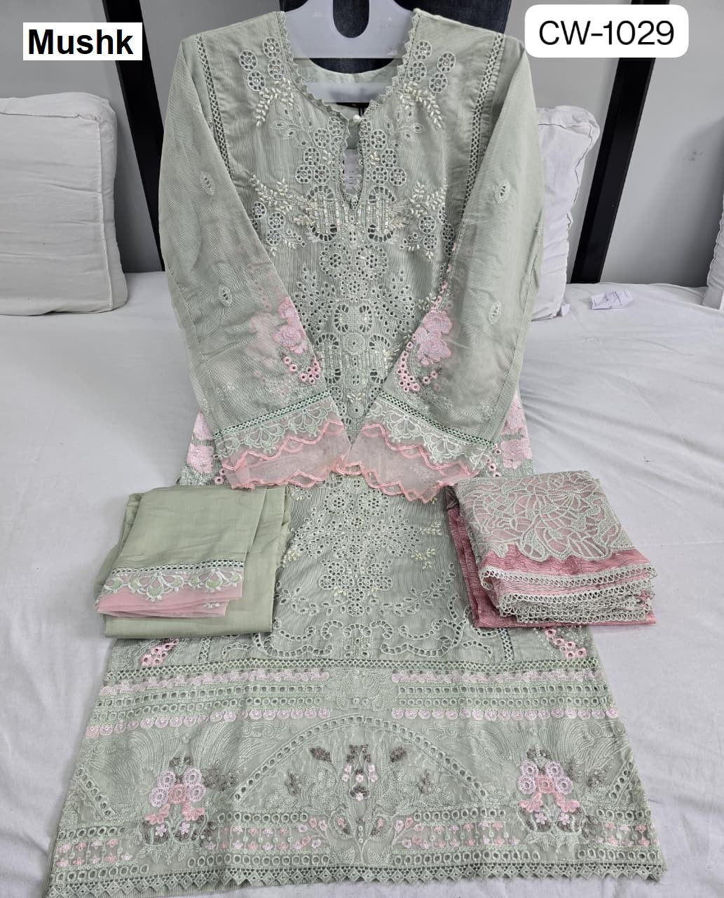 Cw 1029 Mushk Pakistani Readymade Suits Exporter Gujarat