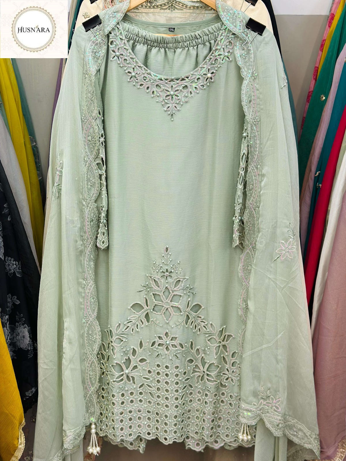 D No 5522 Husnara Chiffon Pakistani Readymade Suits Supplier Ahmedabad