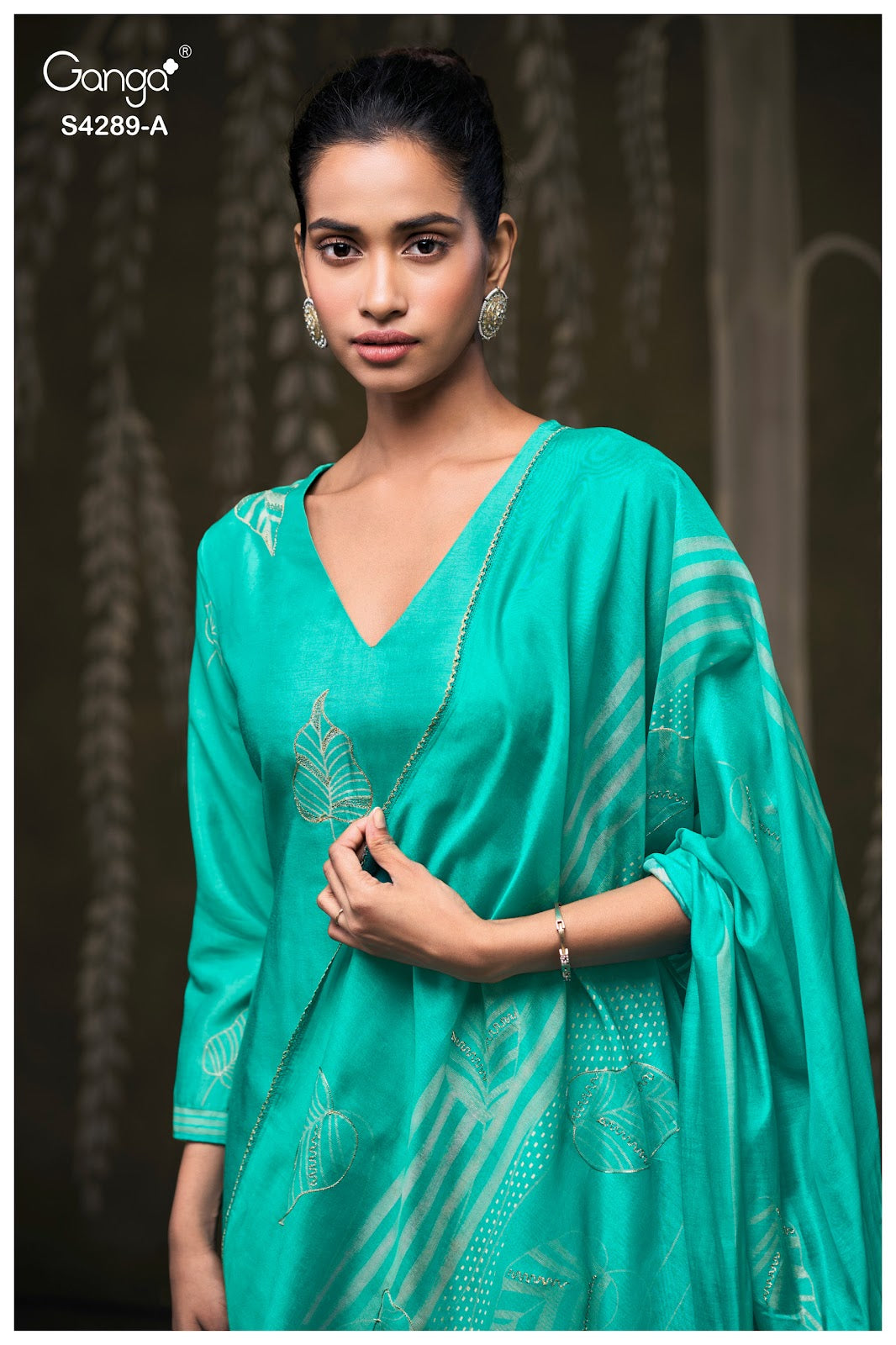 Deisha S4289 Ganga Russian Silk Plazzo Style Suits Wholesale