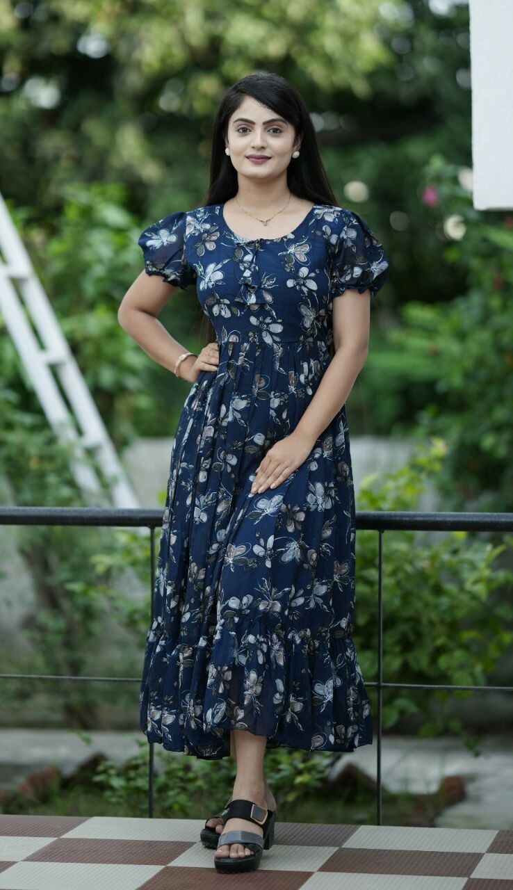 Design 141124 Ruc Georgette One Piece Wholesaler – Kavya