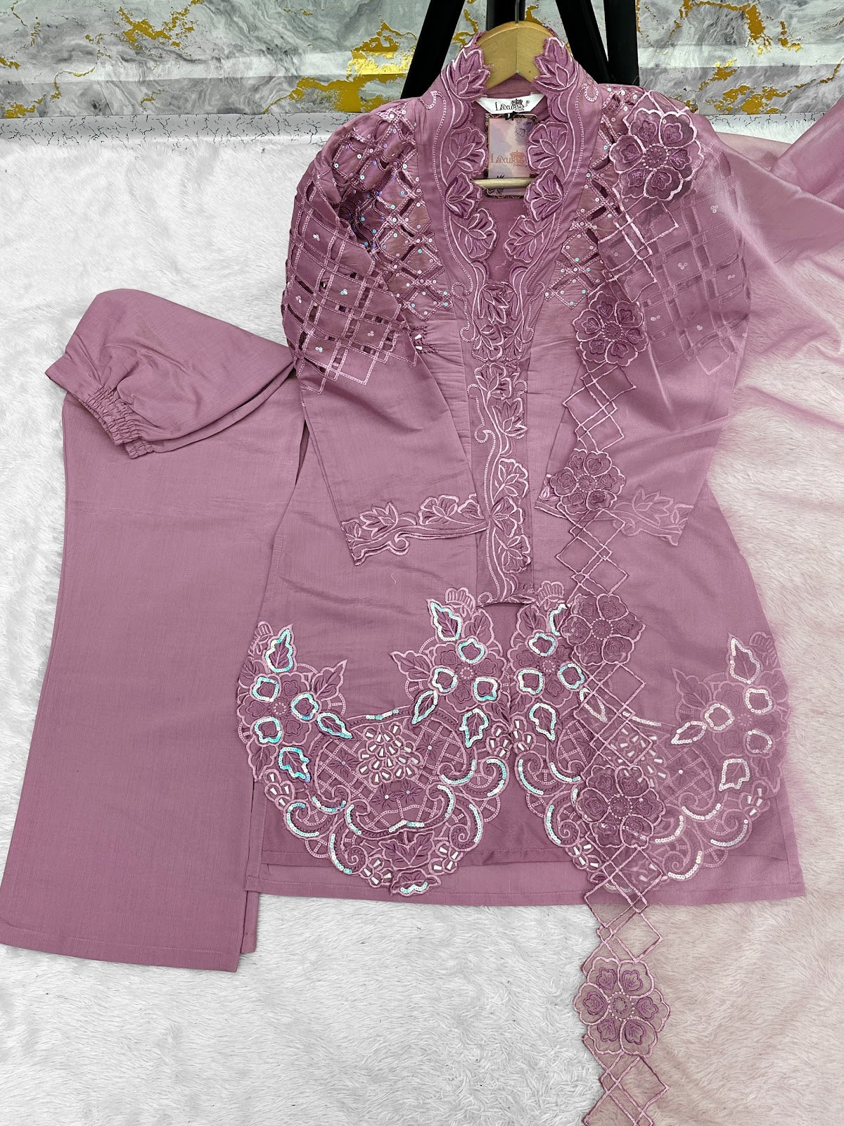 Design 1555 Laxuria Trendz Roman Simmer Pakistani Readymade Suits Supplier India