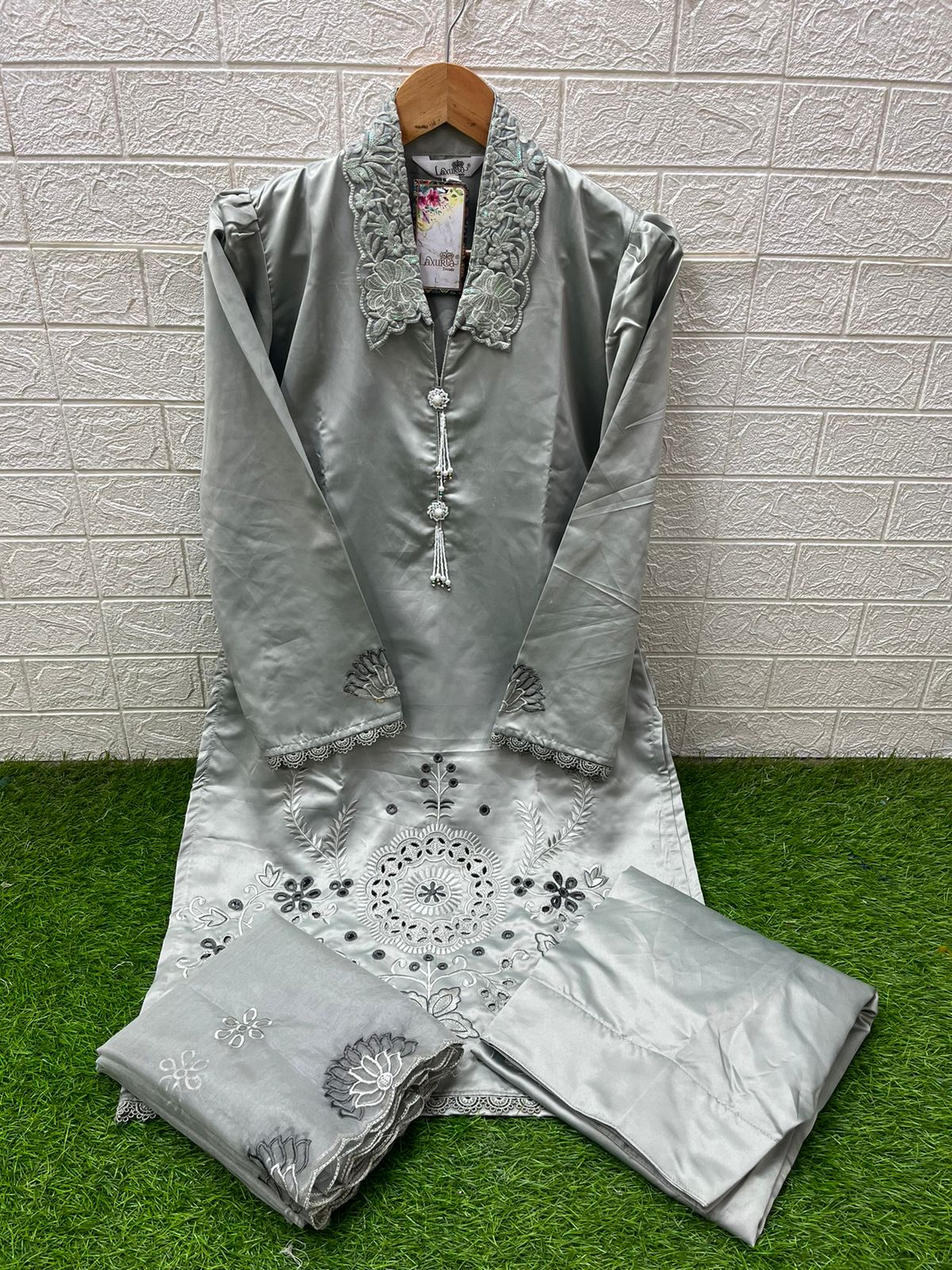 Design 1567 Laxuria Trendz Satin Pakistani Readymade Suits Exporter India