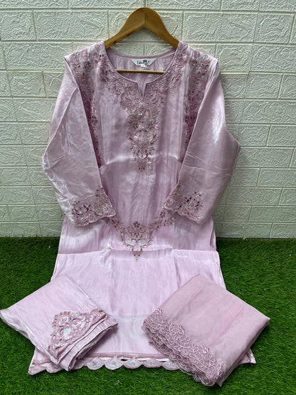 Design 1568 Laxuria Trendz Imported Pakistani Readymade Suits Exporter Ahmedabad