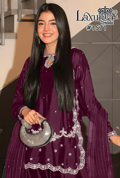 Design 1571 Laxuria Trendz Satin Pakistani Readymade Suits Manufacturer India