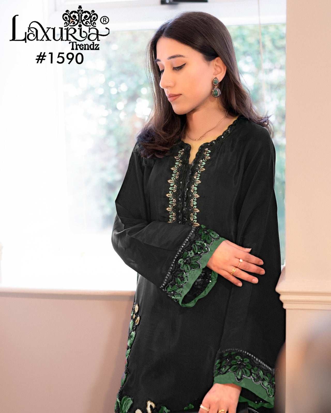 Design 1590 Laxuria Trendz Roman Glass Pakistani Readymade Suits Supplier Gujarat