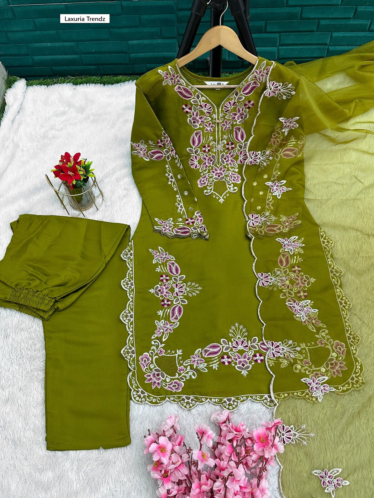 Design 1603 Laxuria Trendz Roman Pakistani Readymade Suits Wholesale Price