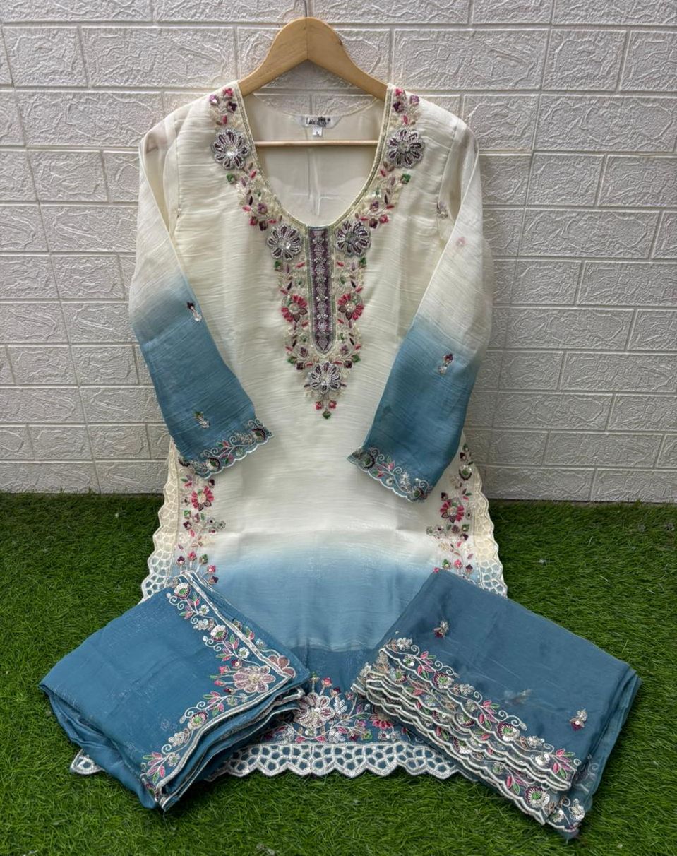 Design 1609 Laxuria Trendz Pakistani Readymade Suits Supplier India