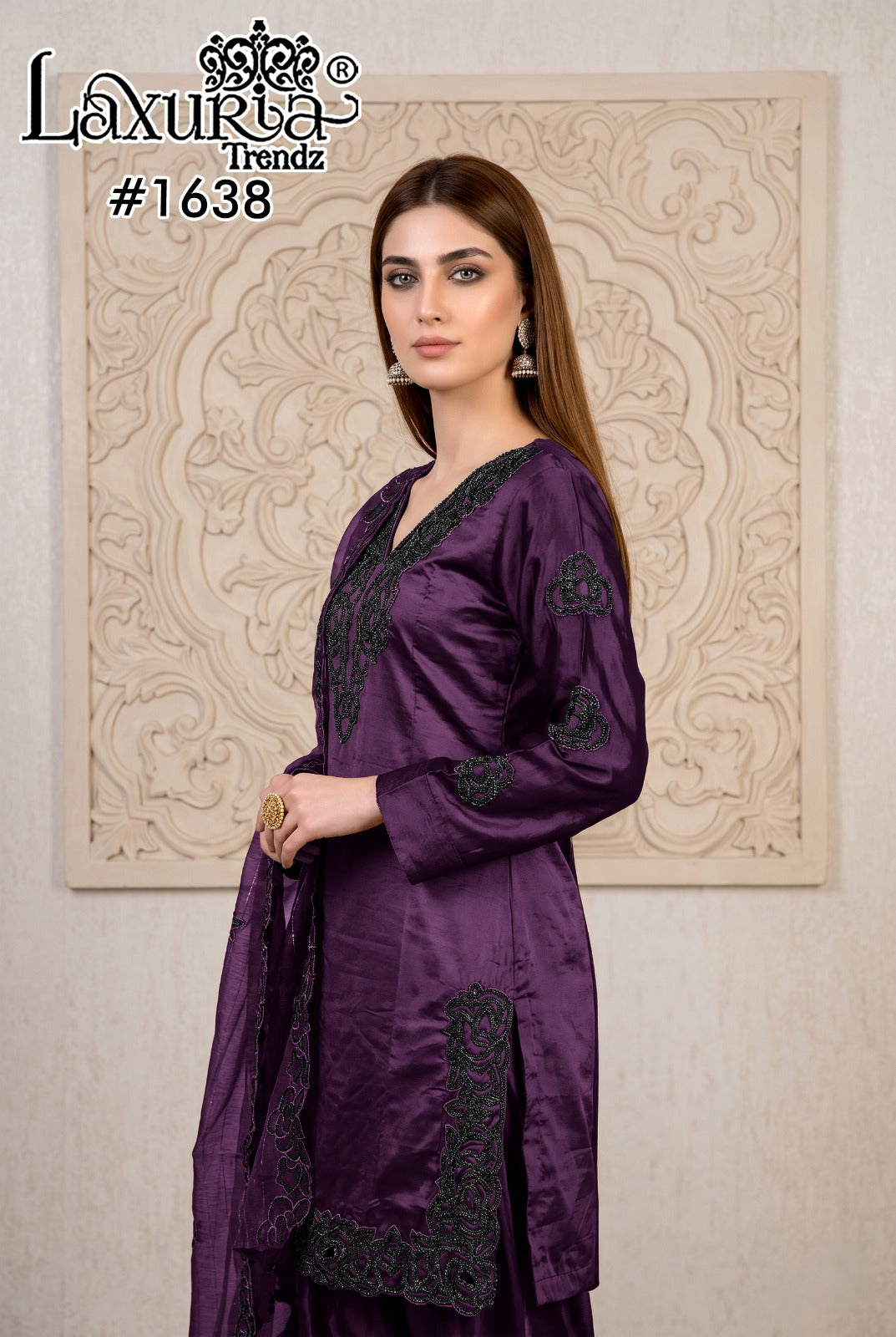 Design 1638 Laxuria Trendz Rangila Pakistani Readymade Suits Wholesale Rate