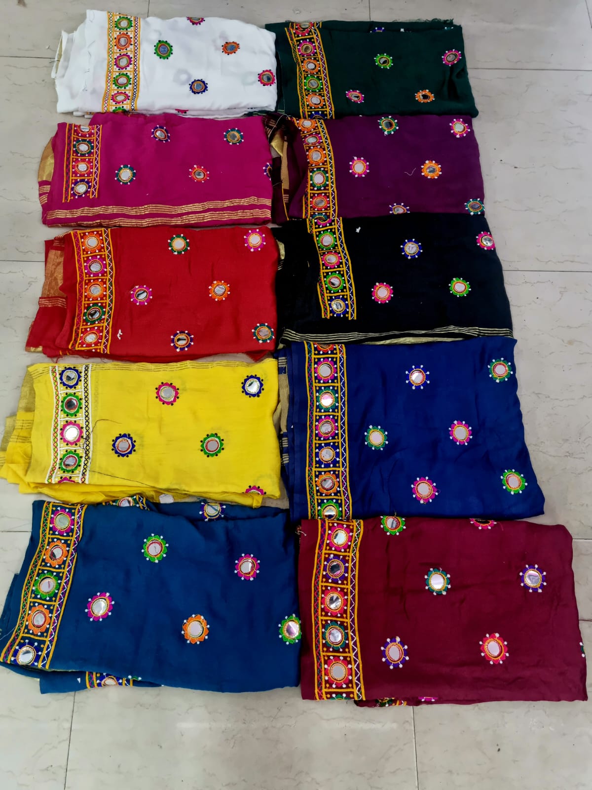 Design 3 Bht Gaji Silk Dupatta