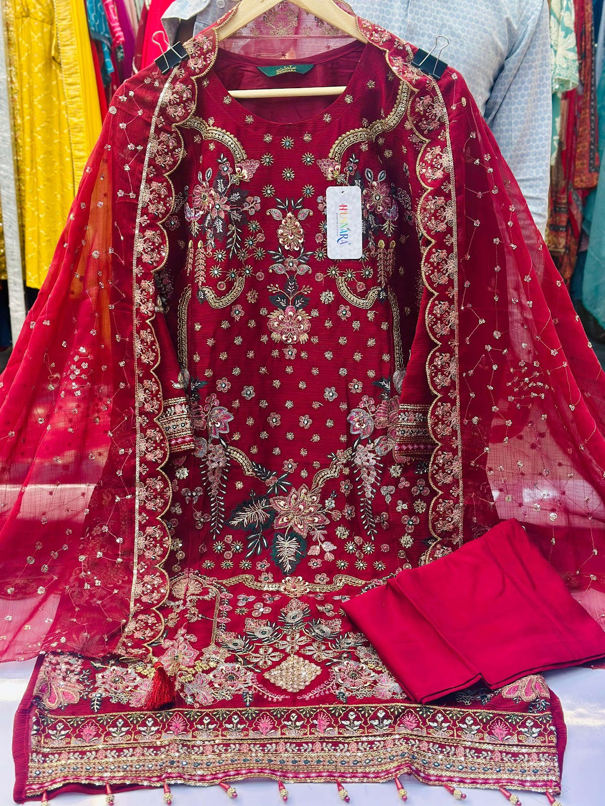 Design 5511 Husnara Chiffon Pakistani Readymade Suits Wholesale Price