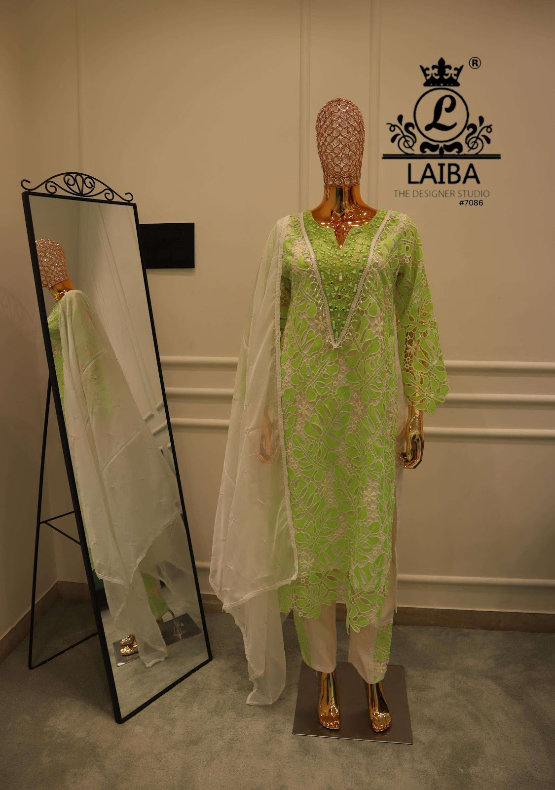 Design 7086 Laiba Imported Pakistani Readymade Suits Wholesale Price