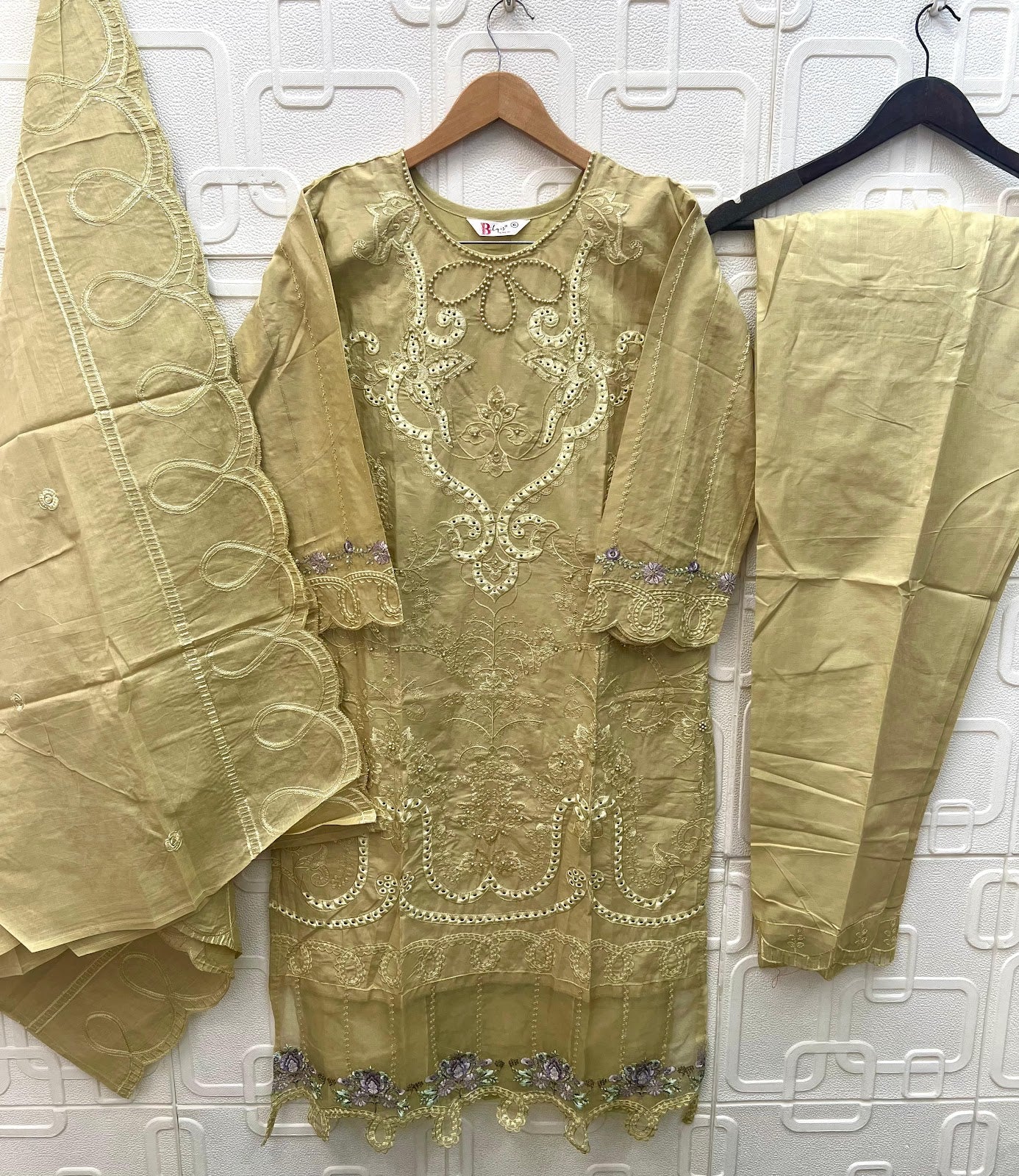 E 23 Elan Studio Lawn Cotton Pakistani Readymade Suits Exporter Gujarat
