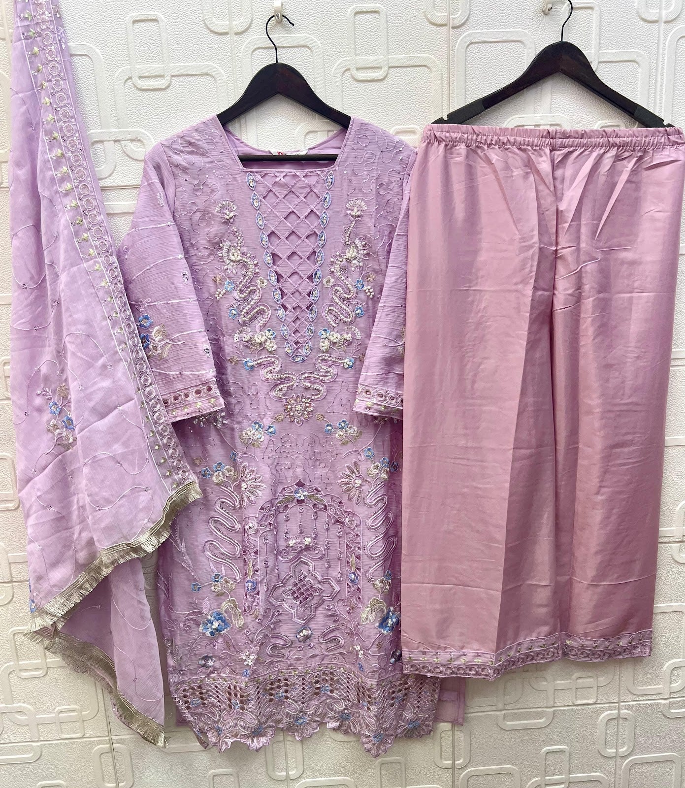 E 262 A To D Elan Studio Chiffon Pakistani Readymade Suits Manufacturer