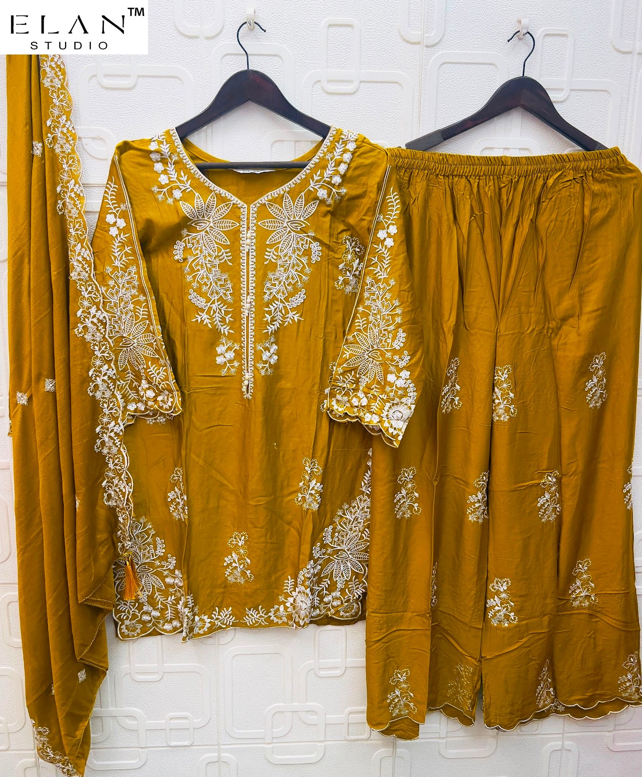 E 55 Elan Studio Gaji Silk Pakistani Readymade Suits Supplier