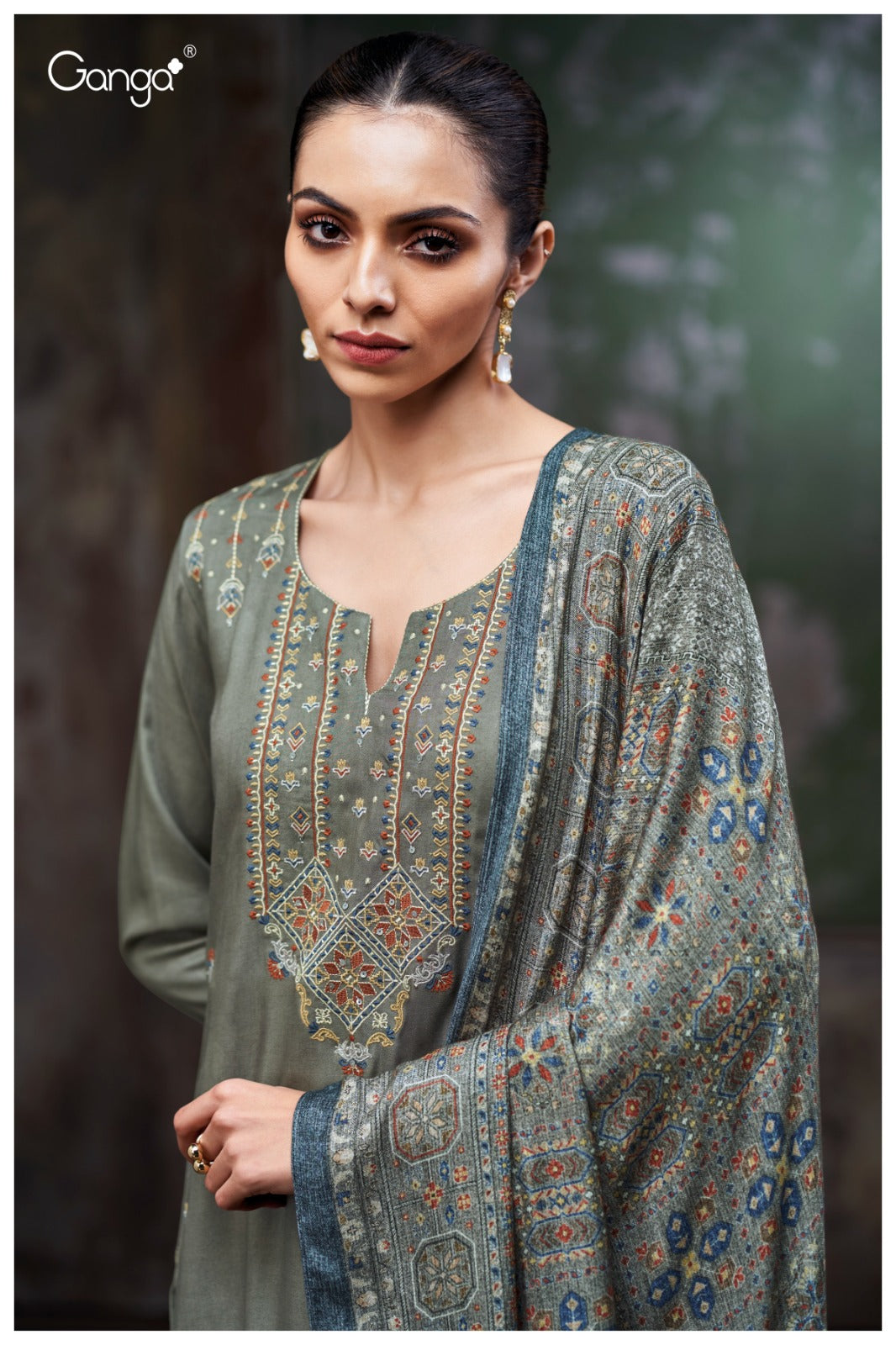 Eriya 3823 Ganga Pashmina Suits Manufacturer Ahmedabad