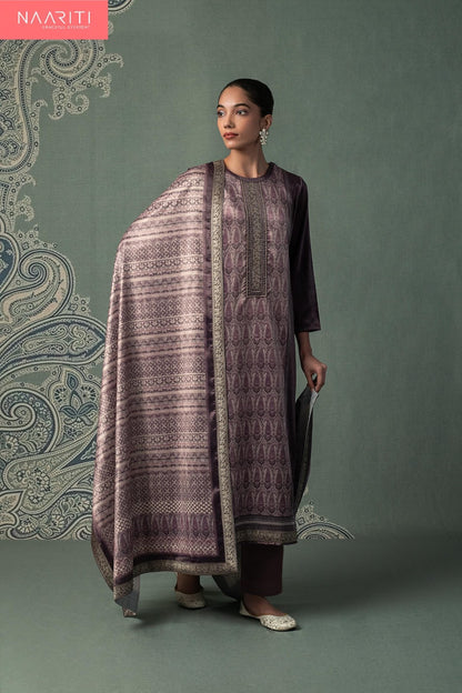 Faroh Naariti Velvet Suits Exporter Gujarat