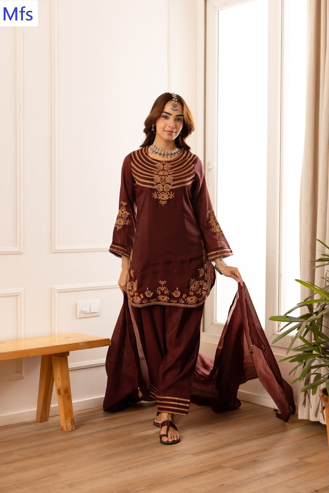 Farshi 121026 Mfs Chanderi Readymade Suits Manufacturer Ahmedabad