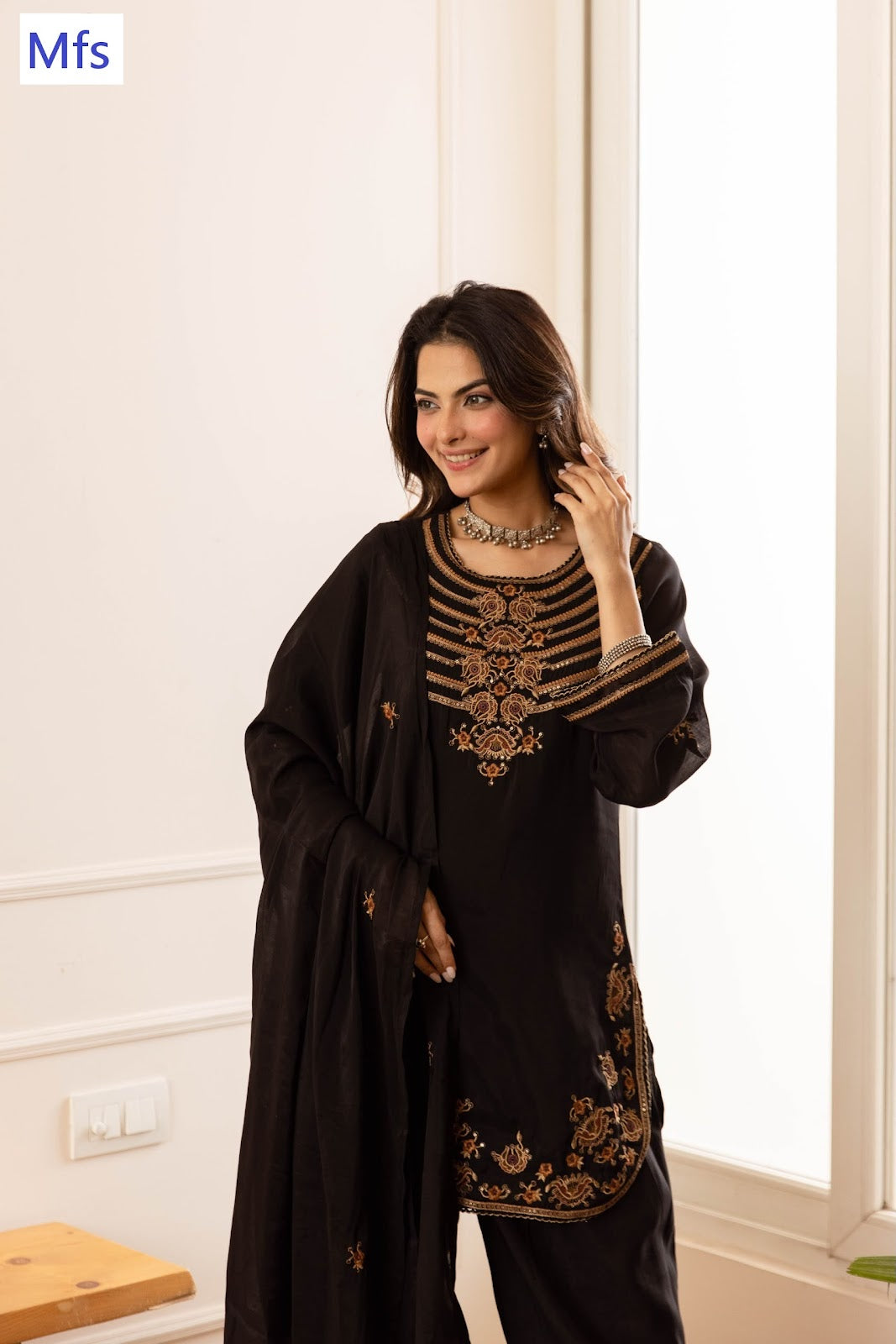 Farshi 121026 Mfs Chanderi Readymade Suits Manufacturer Ahmedabad
