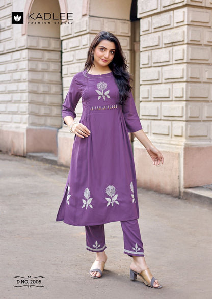 Fashion Queen Kadlee Heavy Rayon Kurti Pant Set Wholesaler Gujarat