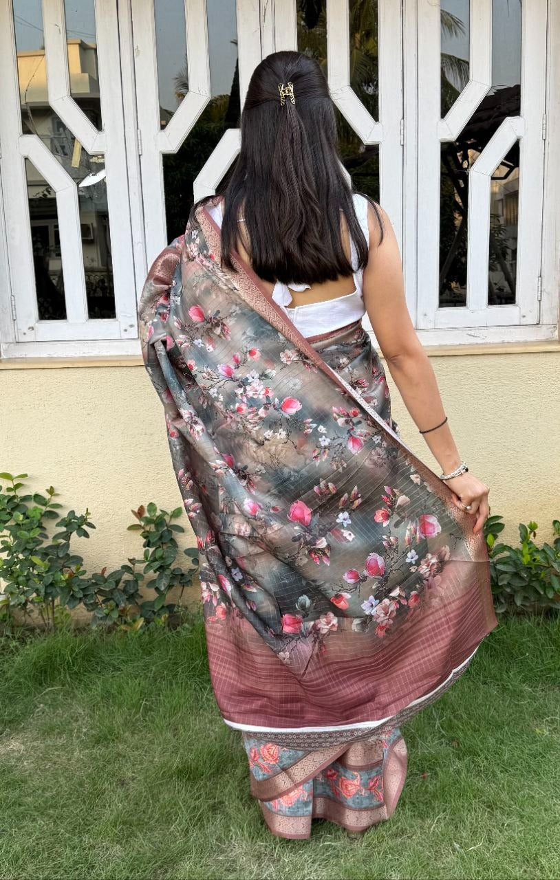 Flower Combination Mira Bela Silk Sarees Wholesaler