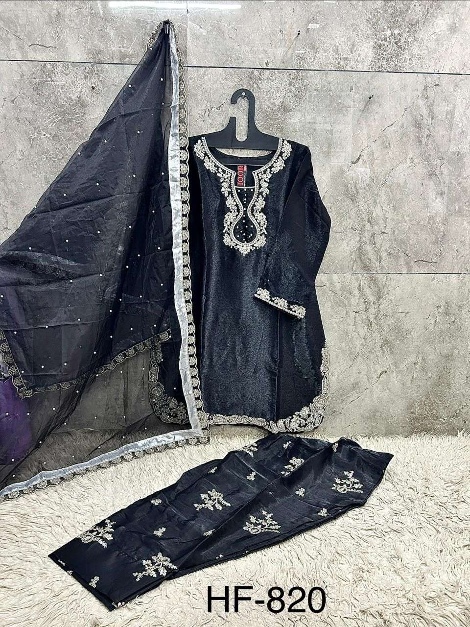 Hf 820 Hoor Tex Jimmy Choo Pakistani Readymade Suits Supplier Ahmedabad