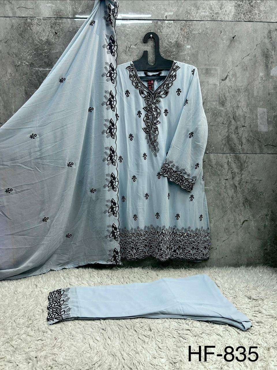 Hf 835 Hoor Tex Georgette Pakistani Readymade Suits Supplier India
