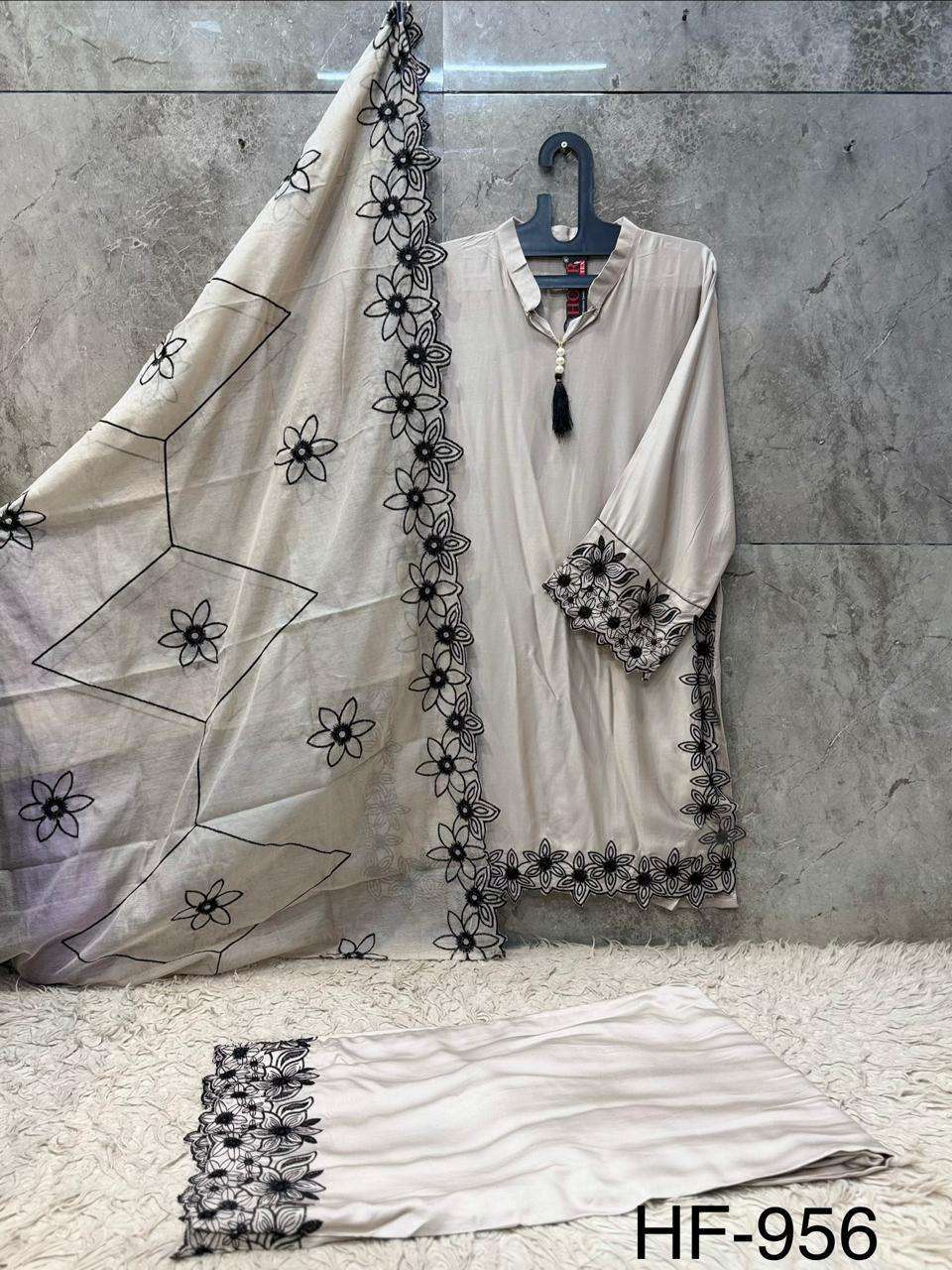 Hf 956 Hoor Tex Reyon Pakistani Readymade Suits Supplier Gujarat