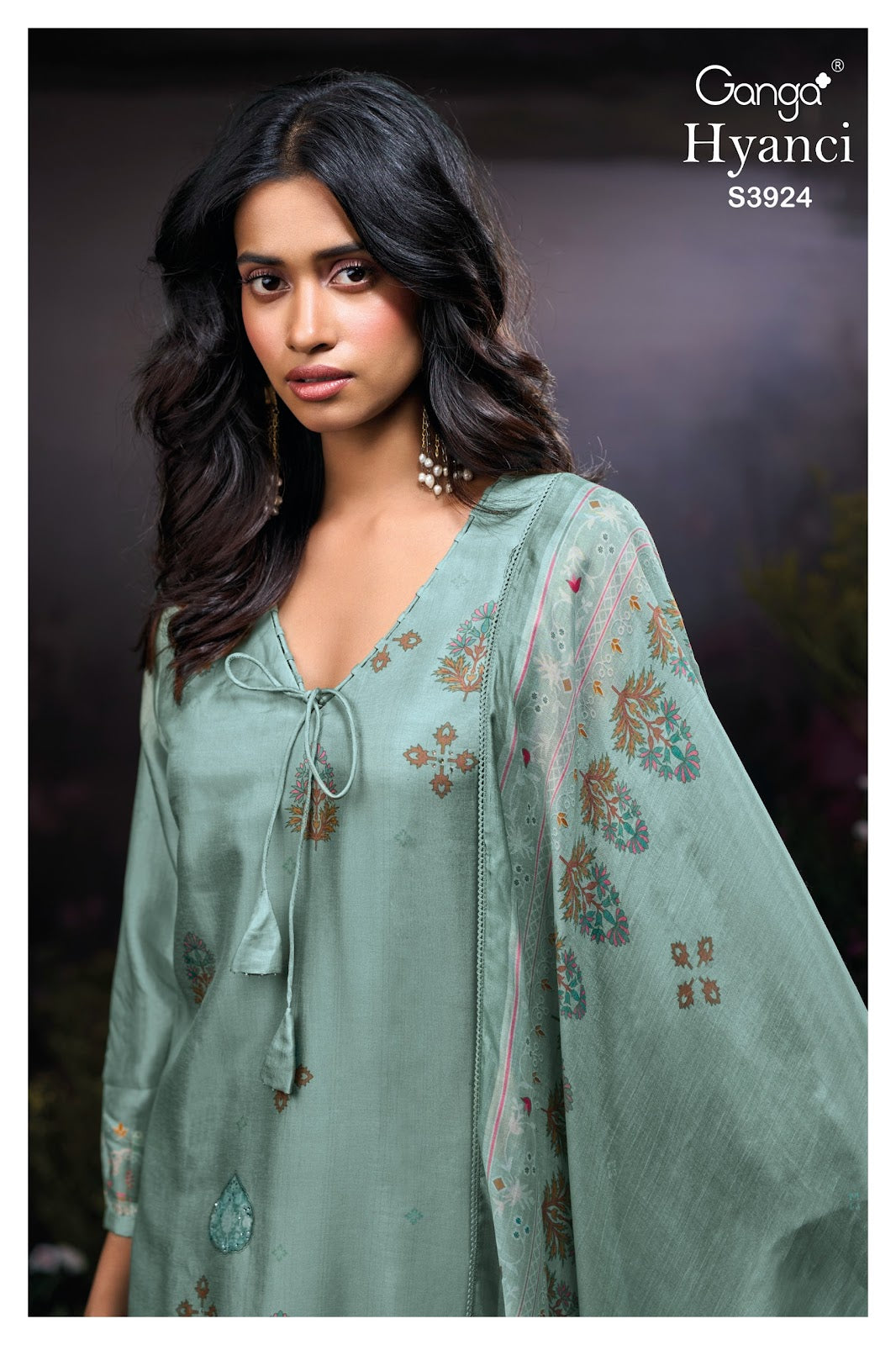 Hyanci 3924 Ganga Russian Silk Plazzo Style Suits Supplier Gujarat