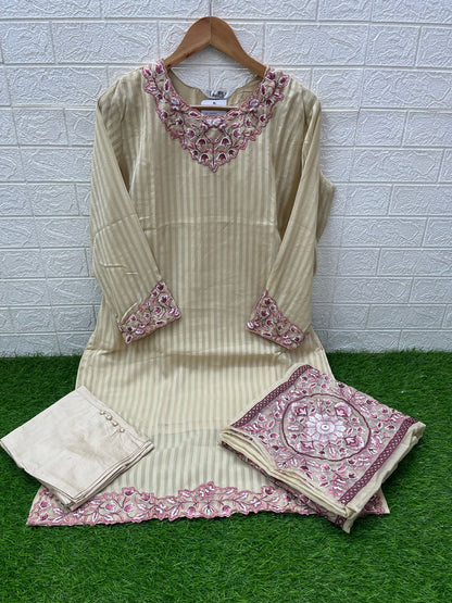 1508 Laxuria Trendz Georgette Pakistani Readymade Suits Wholesaler