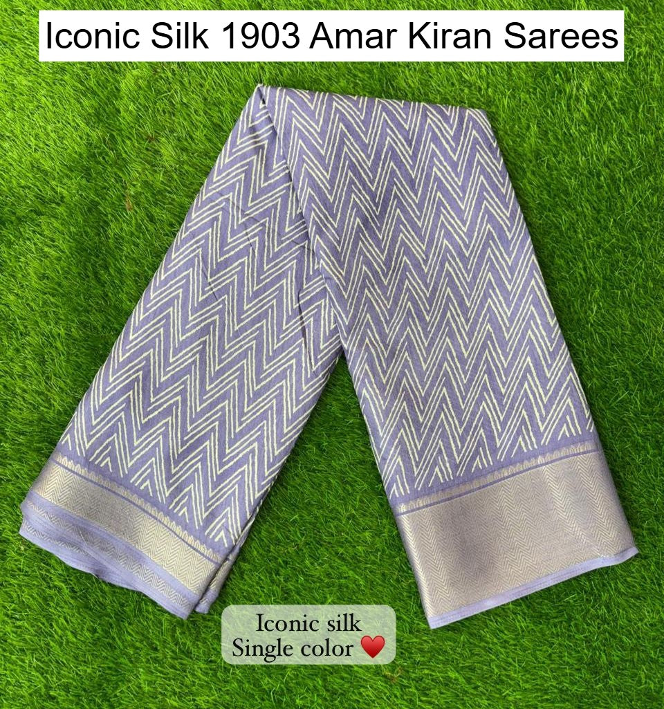 आइकॉनिक सिल्क 1903 अमर किरण सॉफ्ट डोला साड़ियाँ थोक विक्रेता भारत