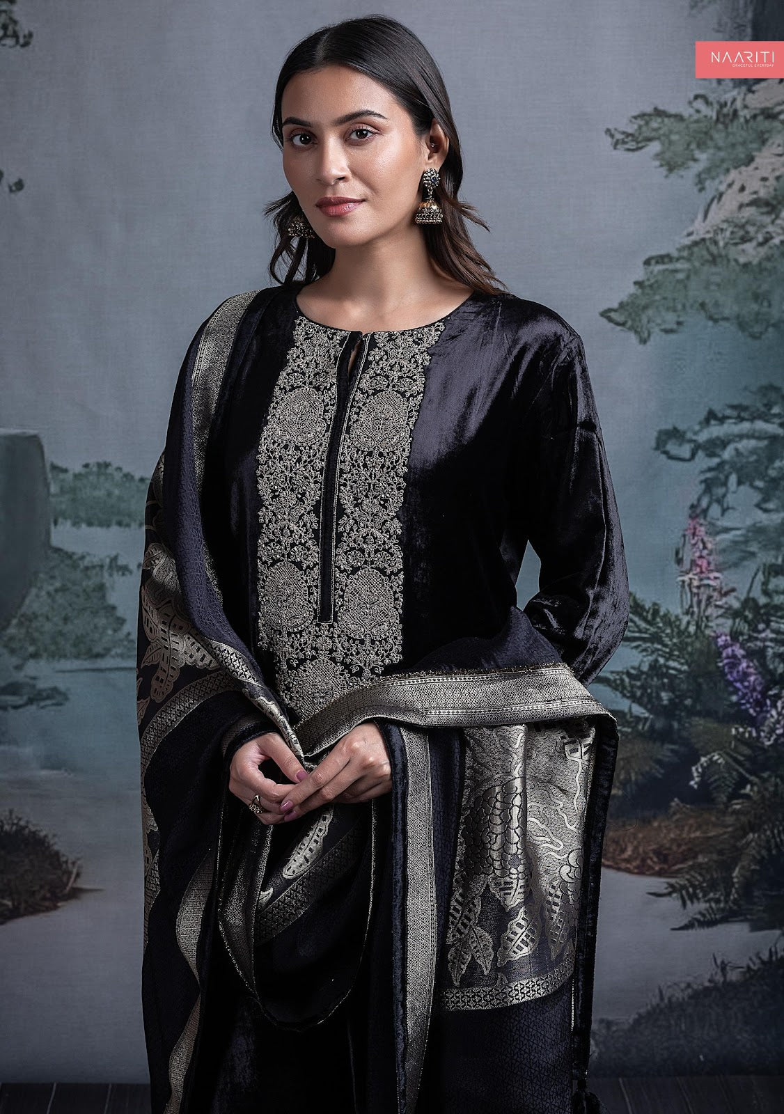 Inaya Naariti Velvet Suits Manufacturer Ahmedabad