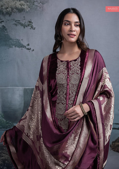 Inaya Naariti Velvet Suits Manufacturer Ahmedabad
