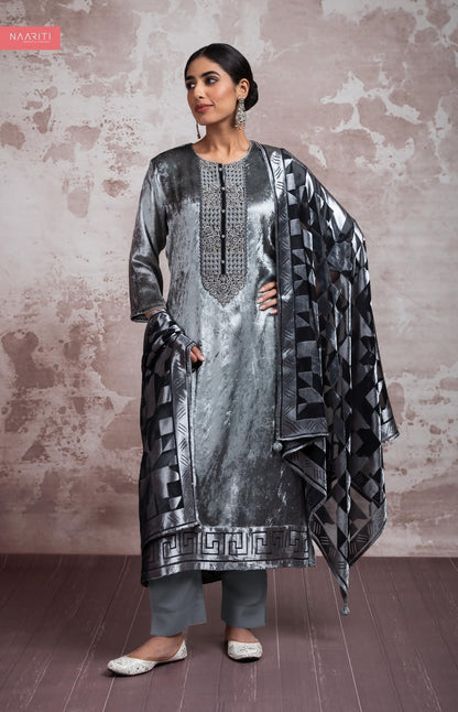 Iritya Naariti Velvet Suits Manufacturer Gujarat