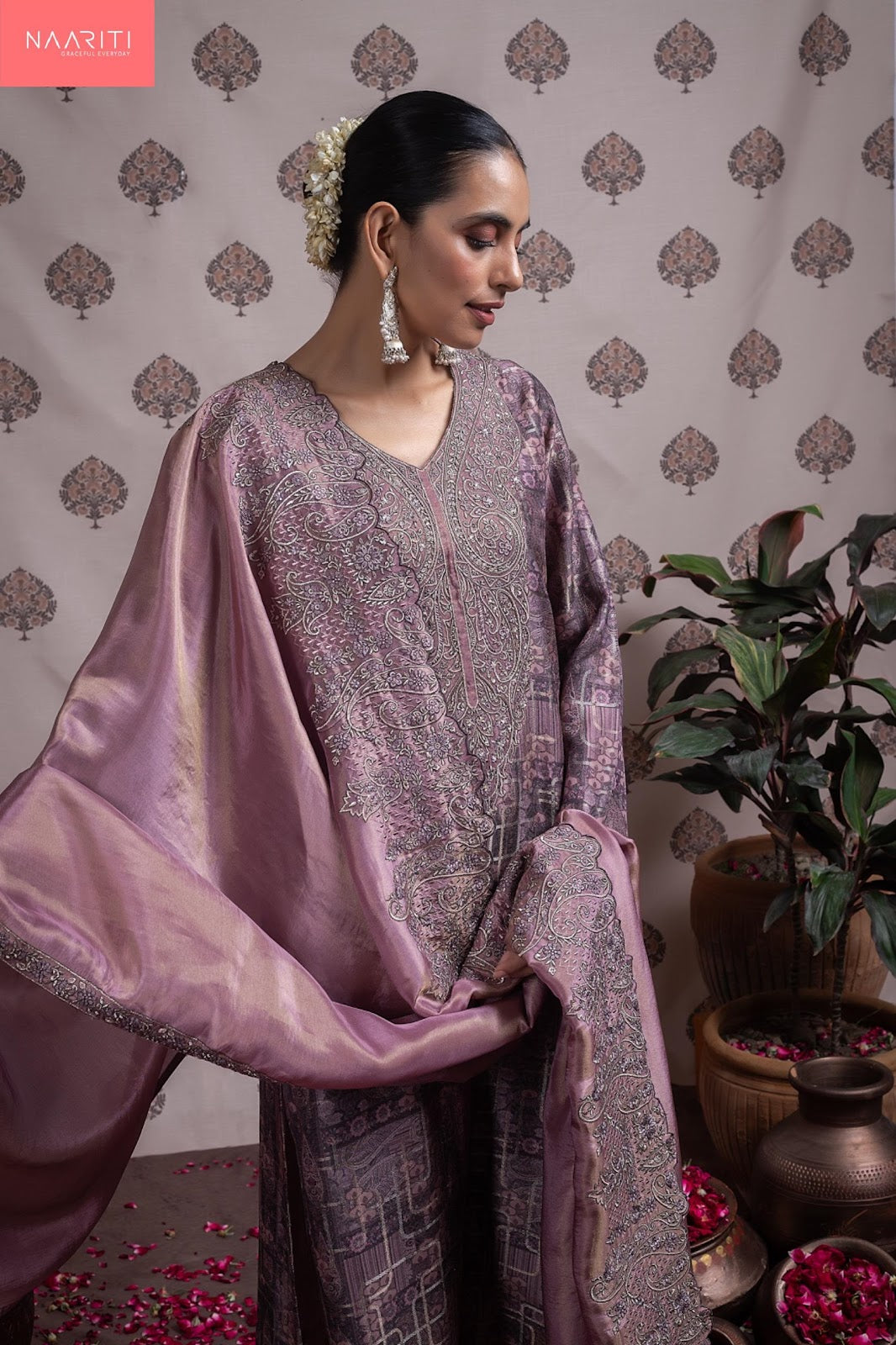 Itara Naariti Silk Jacquard Pant Style Suits Supplier India