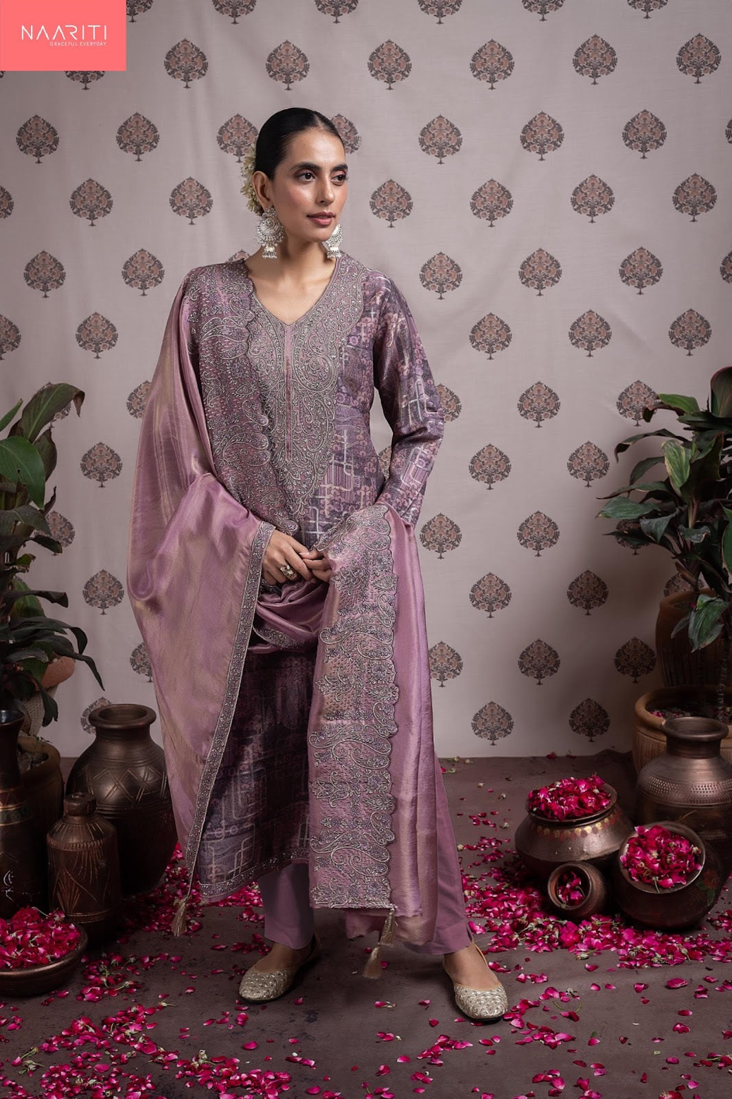 Itara Naariti Silk Jacquard Pant Style Suits Supplier India
