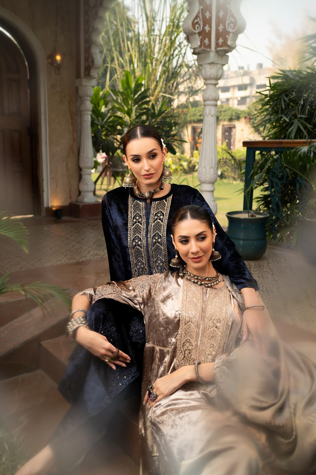 Ithya Naariti Velvet Suits Manufacturer India