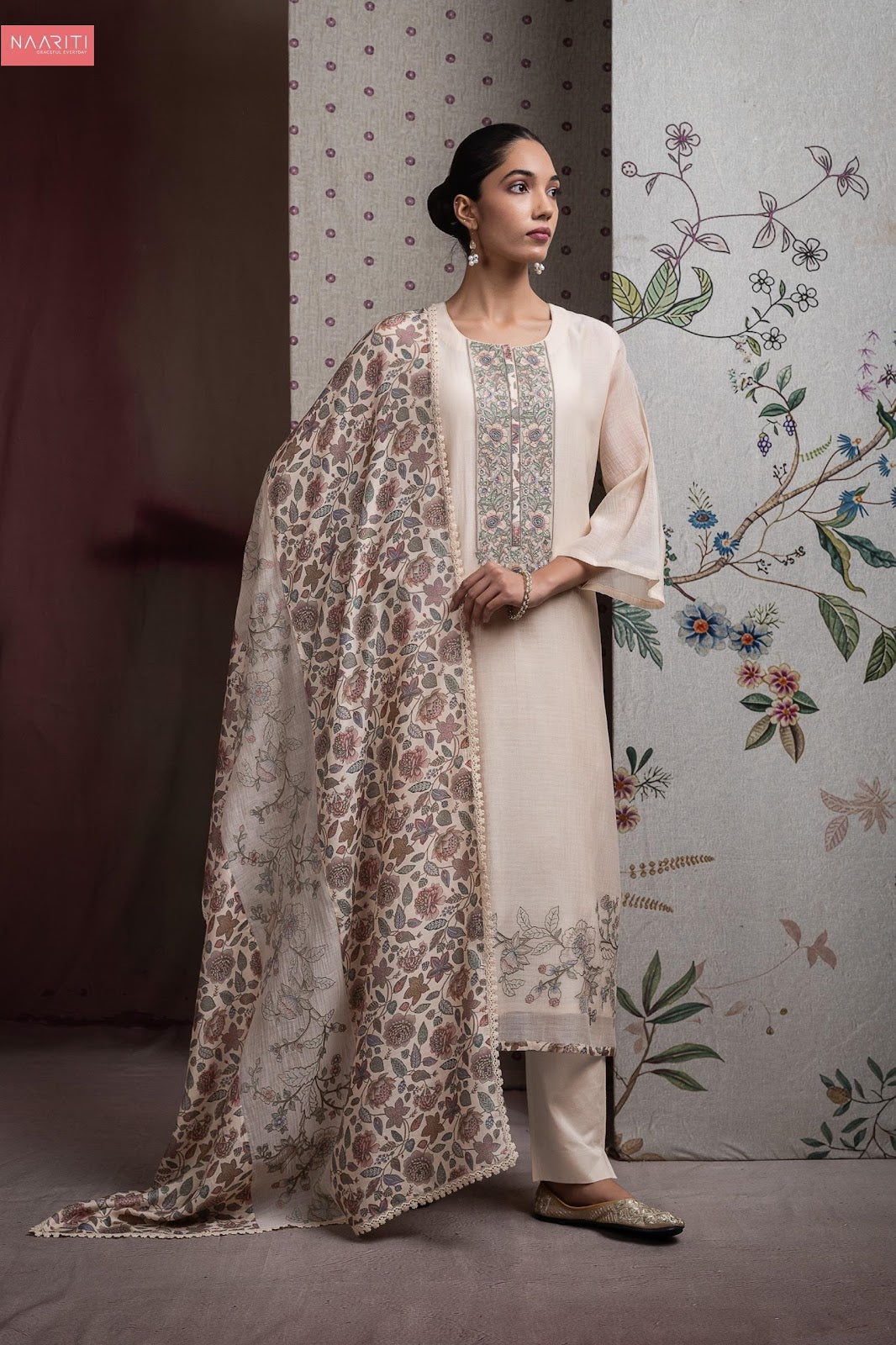 Jivna Naariti Feather Pant Style Suits Supplier