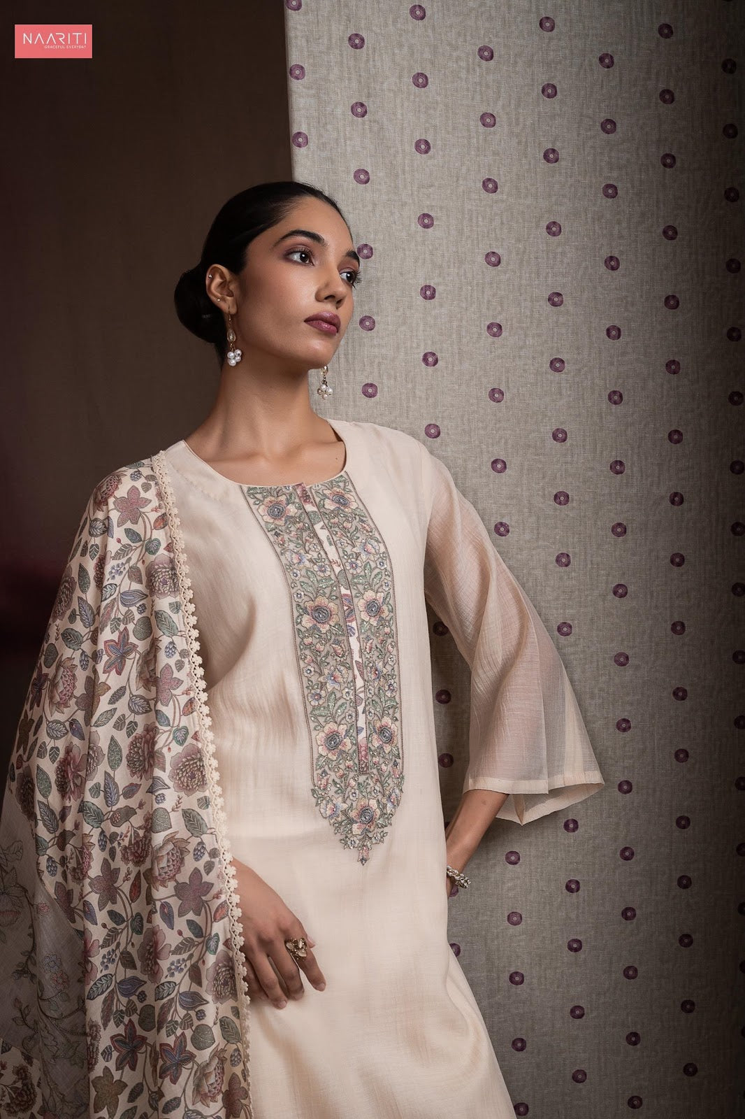 Jivna Naariti Feather Pant Style Suits Supplier