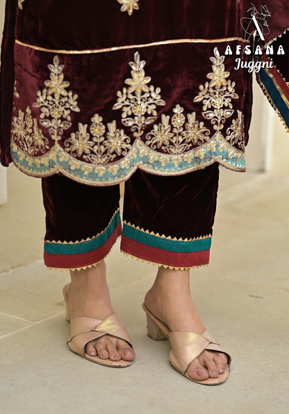 Juggni Afsana Readymade Velvet Suits Supplier Ahmedabad