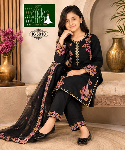 K 5010 Kashmiri Embroidery The Wonder Woman Pure Cotton Girls Readymade Pant Suits Wholesale Rate