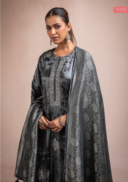 Kairi Naariti Velvet Suits Wholesale Price