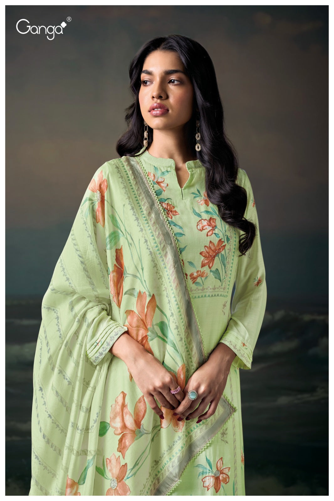 キ*キ様 イエナ　　ギャザーBZ Kaisha 3639 Ganga Bemberg Silk Plazzo Style Suits Exporter Gujarat