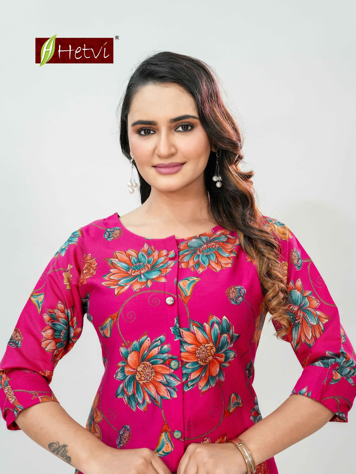 Kalyani Hetvi Knee Length Kurtis Supplier Gujarat