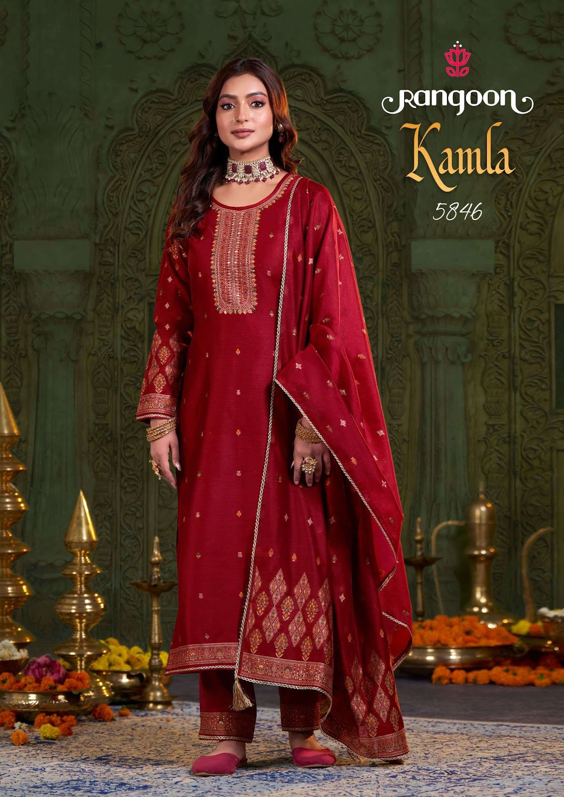 कमला रंगून जैक्वार्ड रेडीमेड पैंट स्टाइल सूट थोक विक्रेता गुजरात