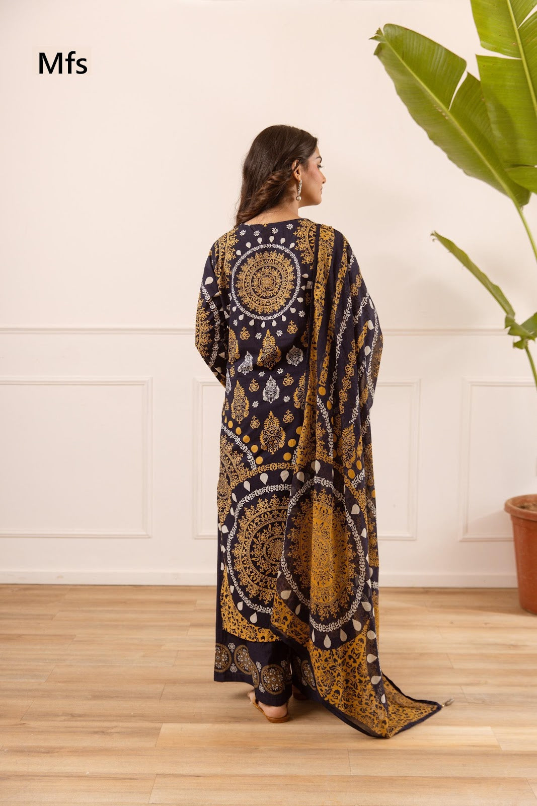 Karachi Style 040926 Mfs Cotton Readymade Plazzo Style Suits Wholesaler